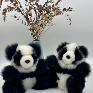 Zabawka z wełny alpaki PANDA 20 cm