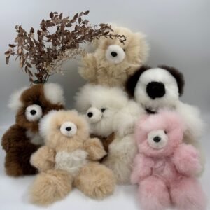 Zabawka z wełny alpaki TEDDY 30 cm (różne kolory)