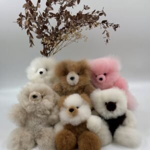 Zabawka z wełny alpaki TEDDY 20 cm (różne kolory)